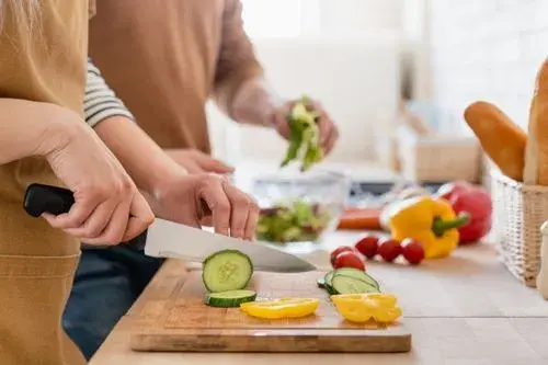 ¿Conoces realmente en qué consiste una alimentación saludable? Nuevo Webinar de Adeslas Salud y Bienestar