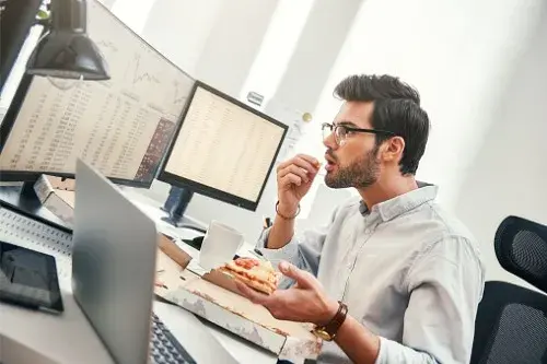 ¿Hay relación entre las emociones y la conducta alimentaria?